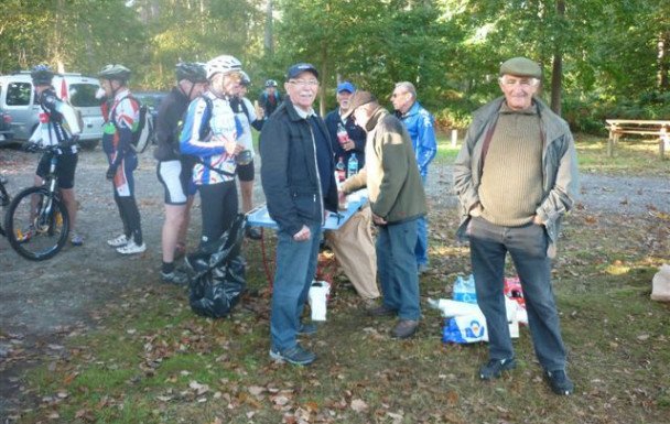 Dimanche 5 Octobre 2014  Randonnee  VTT   MARCHE à St Philbert/Risle  